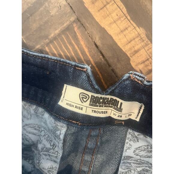 Rock & Roll Cowgirl High Rise Trousers Jeans Women 28 Aztec Western Rodeo Fringe - Picture 2 of 13